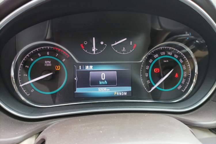 Used Buick Regal 2015 2.0L Elite Fashion Edition Instrument Cluster