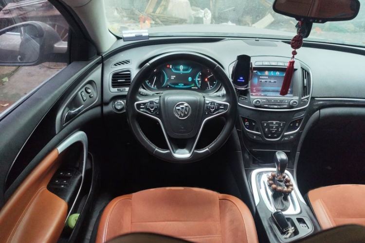 Used Buick Regal 2015 1.6T Elite Tech Model Interior 1