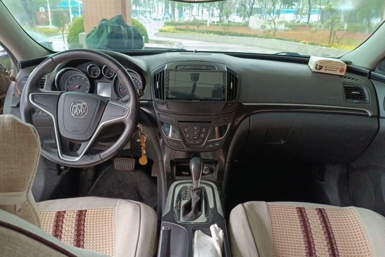 Used Buick Regal 2015 1.6T Fashion Tech Model Interior 2