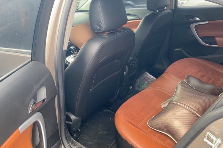 Used Buick Regal 2015 1.6T Elite Tech Model Interior 3