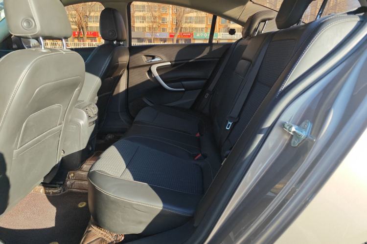 Used Buick Regal 2015 1.6T Leading Technology Model Interior 3