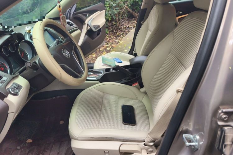 Used Buick Regal 2015 2.0L Leading Fashion Edition Left Front Seat