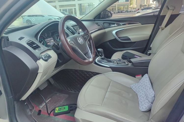 Used Buick Regal 2015 2.0L Elite Fashion Edition Left Front Seat