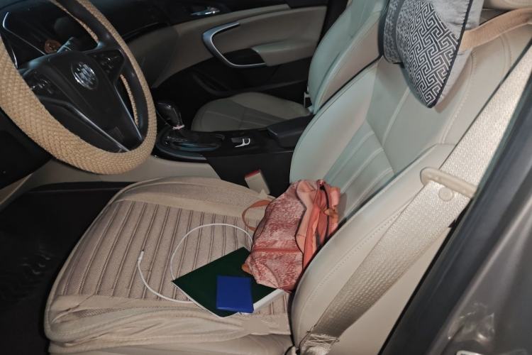 Used Buick Regal 2015 2.0L Elite Fashion Edition Left Front Seat