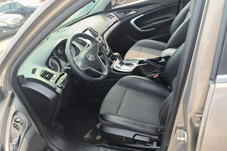 Used Buick Regal 2015 1.6T Leading Technology Model Left Front Seat