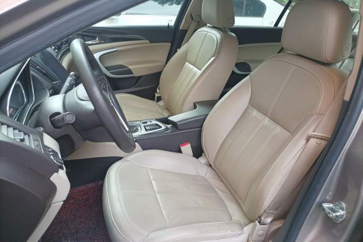 Used Buick Regal 2015 2.0L Elite Fashion Edition Left Front Seat