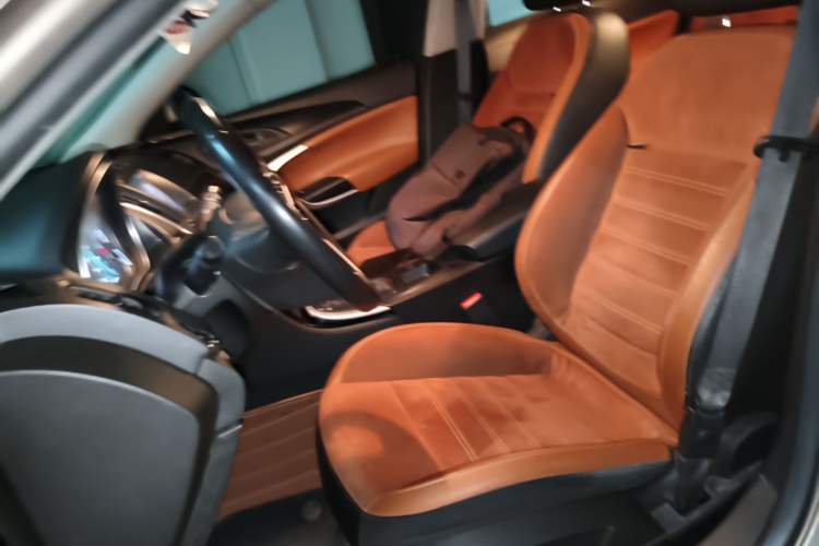 Used Buick Regal 2015 1.6T Elite Tech Model Left Front Seat