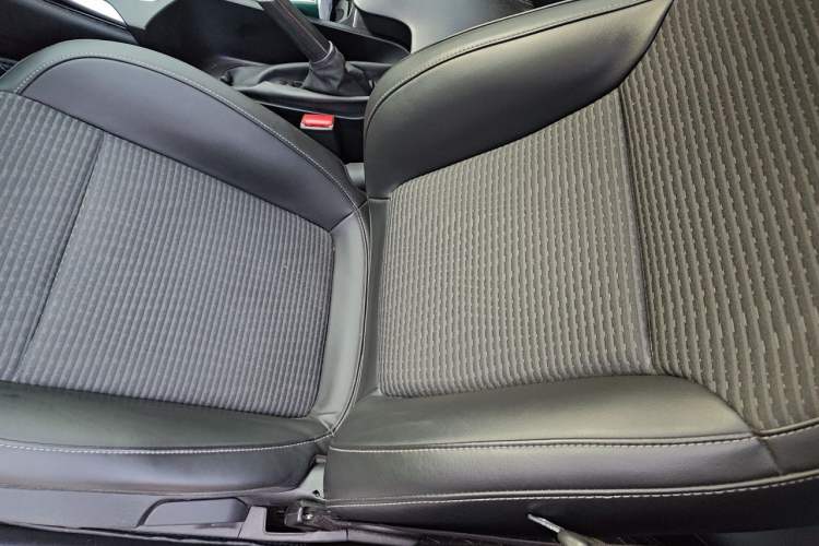 Used Buick Regal 2015 1.6T Leading Technology Model Left Front Seat