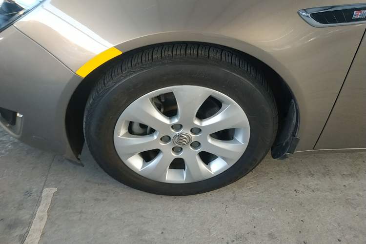 Used Buick Regal 2015 1.6T Leading Technology Model Left Front Wheel Hub