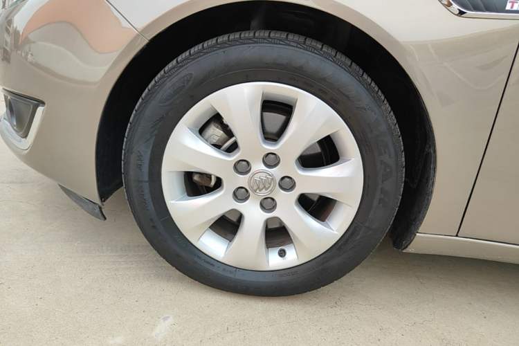 Used Buick Regal 2015 1.6T Elite Tech Model Left Front Wheel Hub
