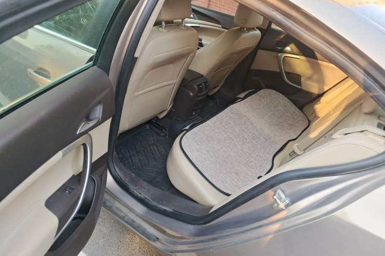 Used Buick Regal 2015 2.0L Leading Fashion Edition Left Rear Seat