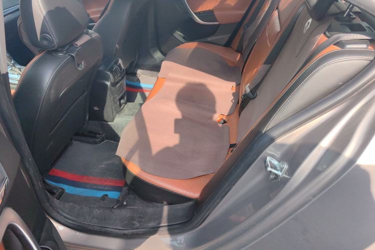 Used Buick Regal 2015 1.6T Elite Tech Model Left Rear Seat