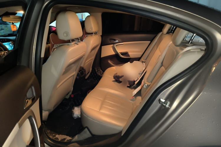 Used Buick Regal 2015 2.0L Elite Fashion Edition Left Rear Seat