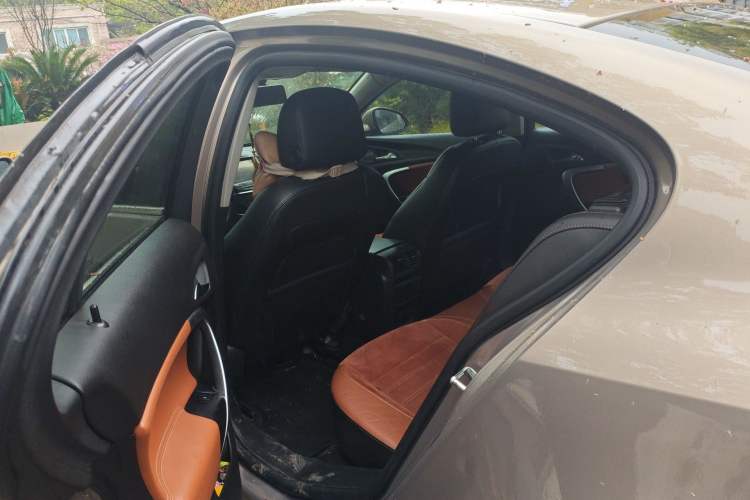 Used Buick Regal 2015 1.6T Elite Tech Model Left Rear Seat