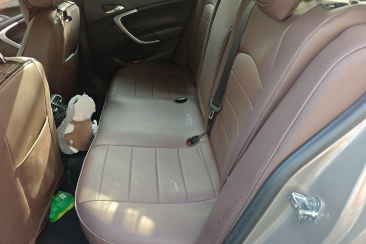 Used Buick Regal 2015 1.6T Leading Technology Model Left Rear Seat