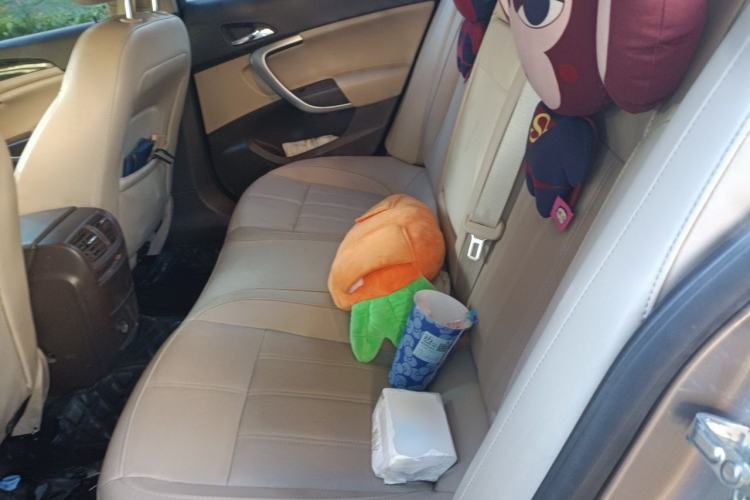 Used Buick Regal 2015 2.0L Elite Fashion Edition Left Rear Seat