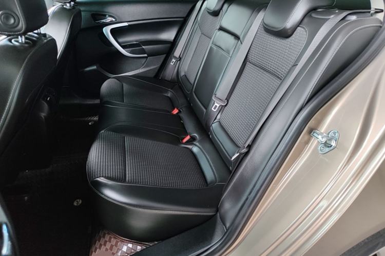 Used Buick Regal 2015 1.6T Leading Technology Model Left Rear Seat