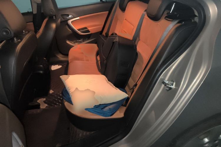 Used Buick Regal 2015 1.6T Elite Tech Model Left Rear Seat