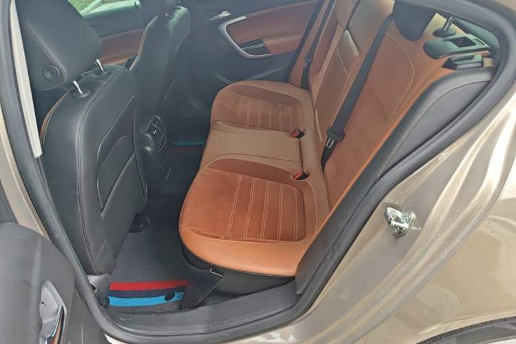 Used Buick Regal 2015 1.6T Elite Tech Model Left Rear Seat