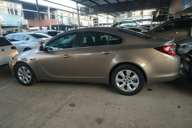 Used Buick Regal 2015 1.6T Leading Technology Model Left Side