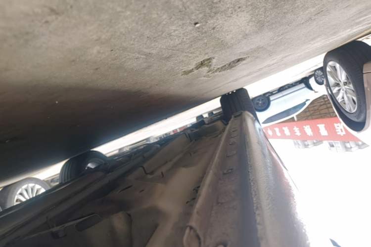 Used Buick Regal 2015 1.6T Leading Technology Model Left Side Sill