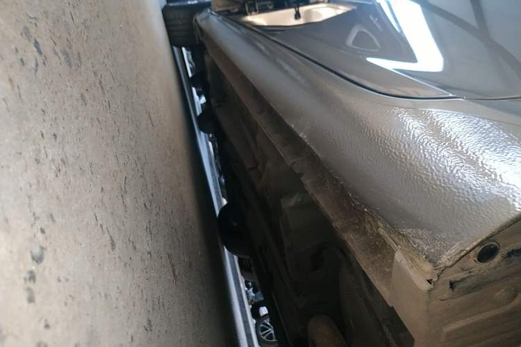 Used Buick Regal 2015 1.6T Leading Technology Model Left Side Sill