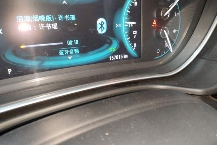 Used Buick Regal 2015 1.6T Elite Tech Model Odometer Close Up