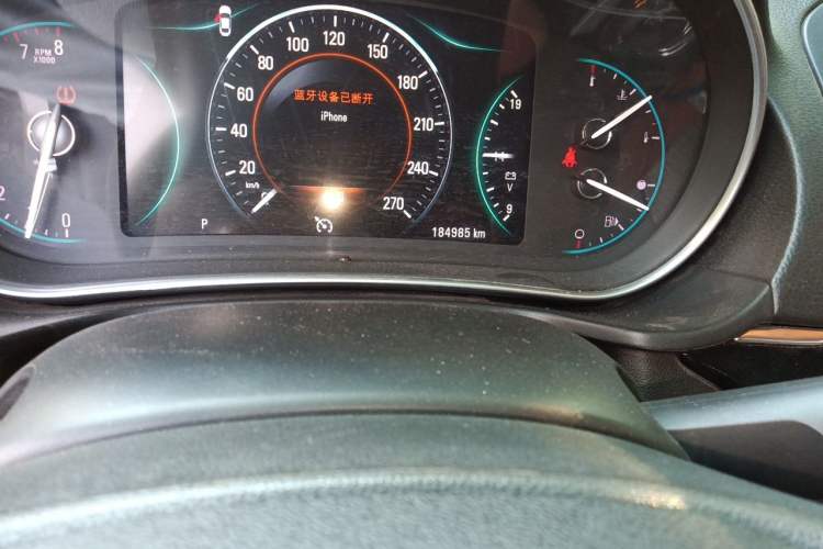 Used Buick Regal 2015 1.6T Elite Tech Model Odometer Close Up