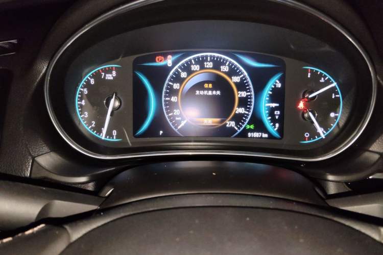 Used Buick Regal 2015 1.6T Elite Tech Model Odometer Close Up