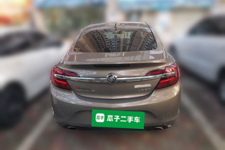 Used Buick Regal 2015 1.6T Fashion Tech Model Rear