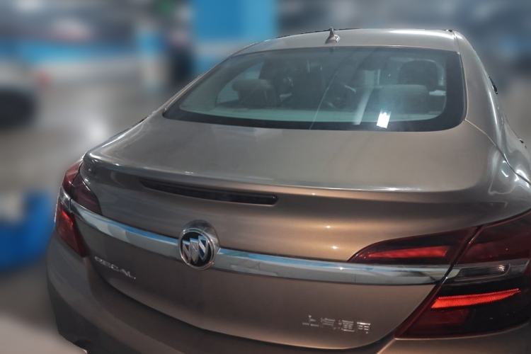 Used Buick Regal 2015 2.0L Elite Fashion Edition Rear