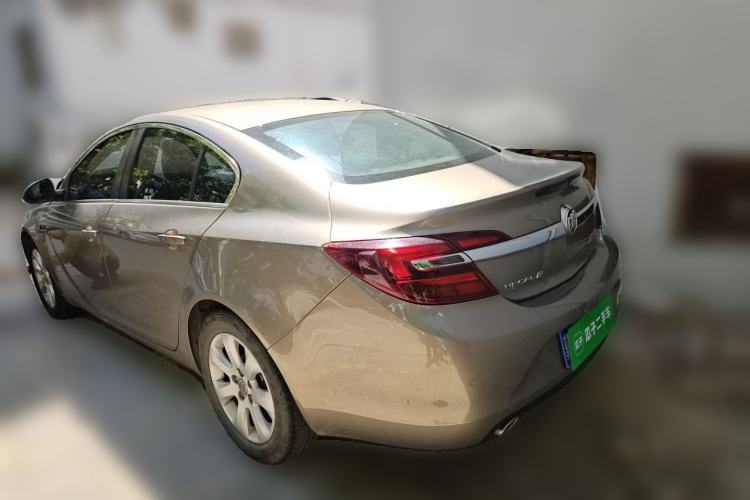 Used Buick Regal 2015 1.6T Leading Technology Model Rear Left 45 Deg