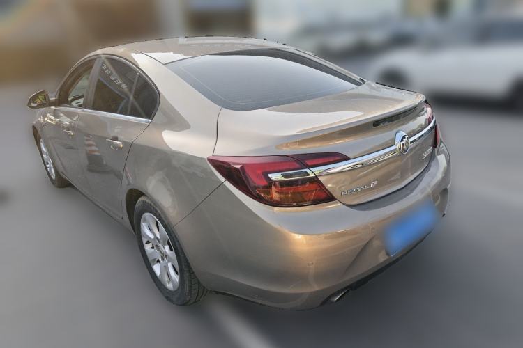 Used Buick Regal 2015 1.6T Leading Technology Model Rear Left 45 Deg