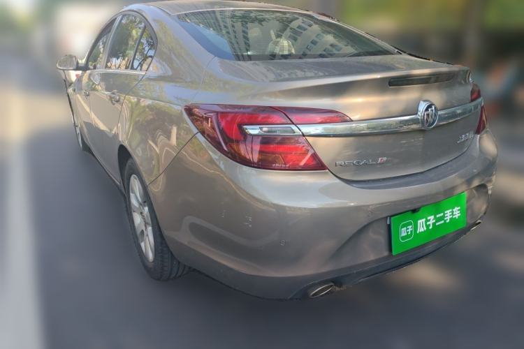 Used Buick Regal 2015 1.6T Leading Technology Model Rear Left 45 Deg