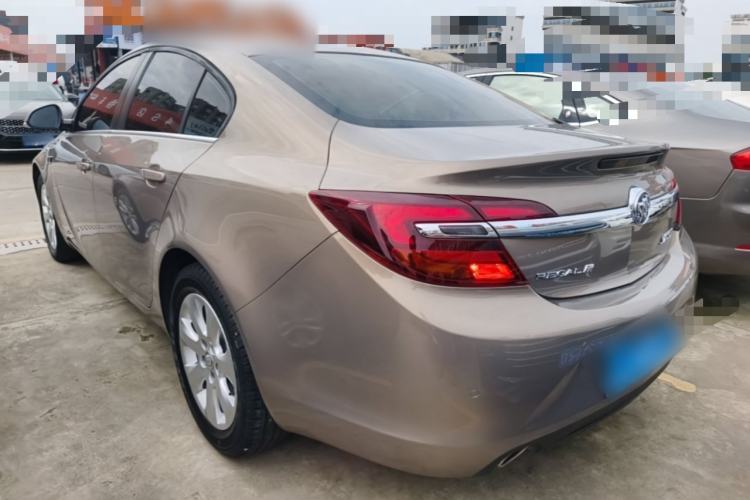 Used Buick Regal 2015 1.6T Leading Technology Model Rear Left 45 Deg