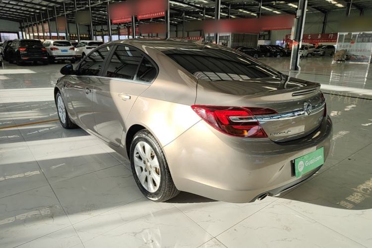 Used Buick Regal 2015 1.6T Fashion Tech Model Rear Left 45 Deg