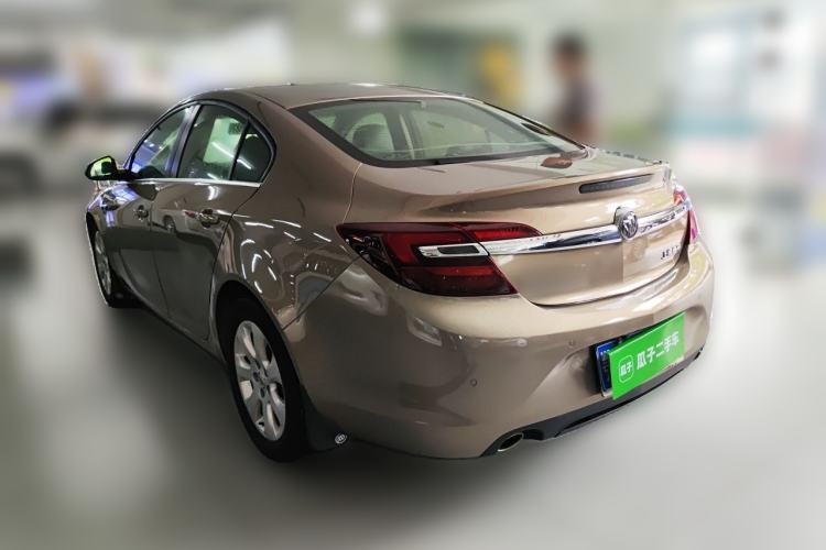 Used Buick Regal 2015 1.6T Leading Technology Model Rear Left 45 Deg