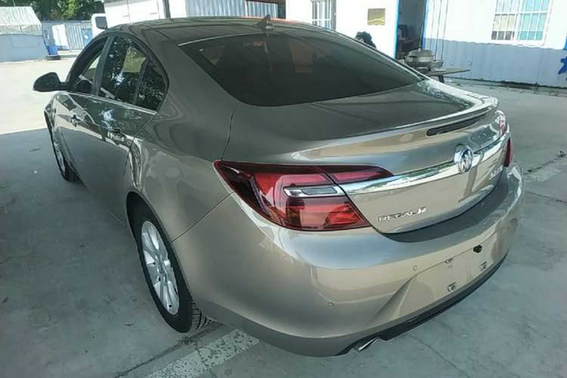 Used Buick Regal 2015 1.6T Elite Tech Model Rear Left 45 Deg
