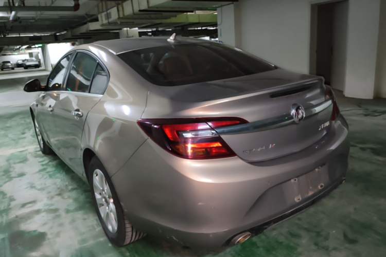 Used Buick Regal 2015 1.6T Elite Tech Model Rear Left 45 Deg