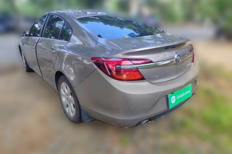 Used Buick Regal 2015 2.0L Leading Fashion Edition Rear Left 45 Deg