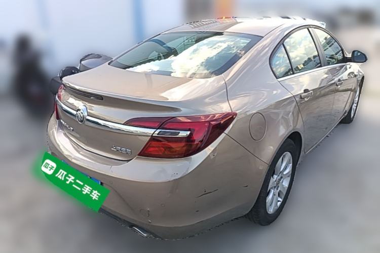 Used Buick Regal 2015 1.6T Leading Technology Model Rear Right 45 Deg