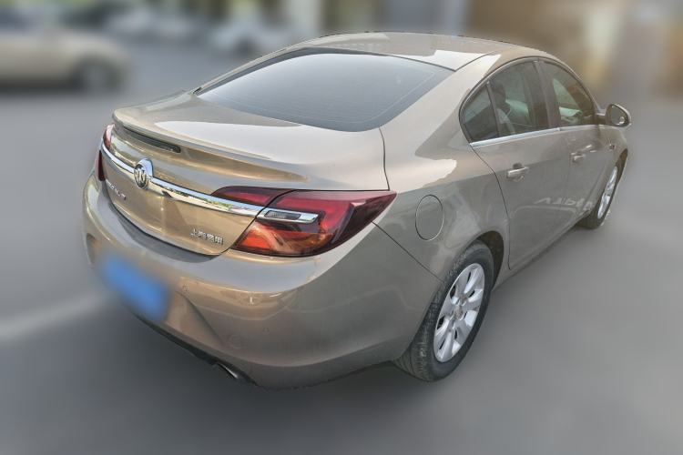 Used Buick Regal 2015 1.6T Leading Technology Model Rear Right 45 Deg