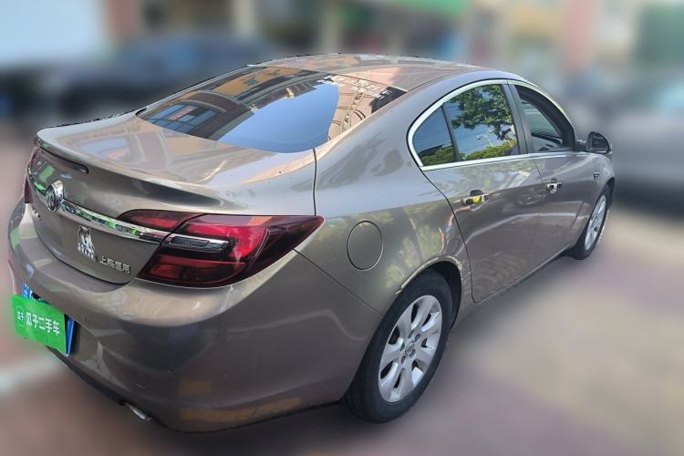 Used Buick Regal 2015 2.0L Leading Fashion Edition Rear Right 45 Deg