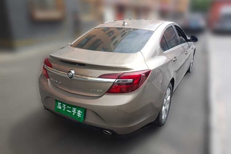 Used Buick Regal 2015 1.6T Leading Technology Model Rear Right 45 Deg