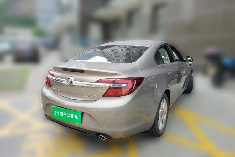 Used Buick Regal 2015 2.0L Leading Fashion Edition Rear Right 45 Deg
