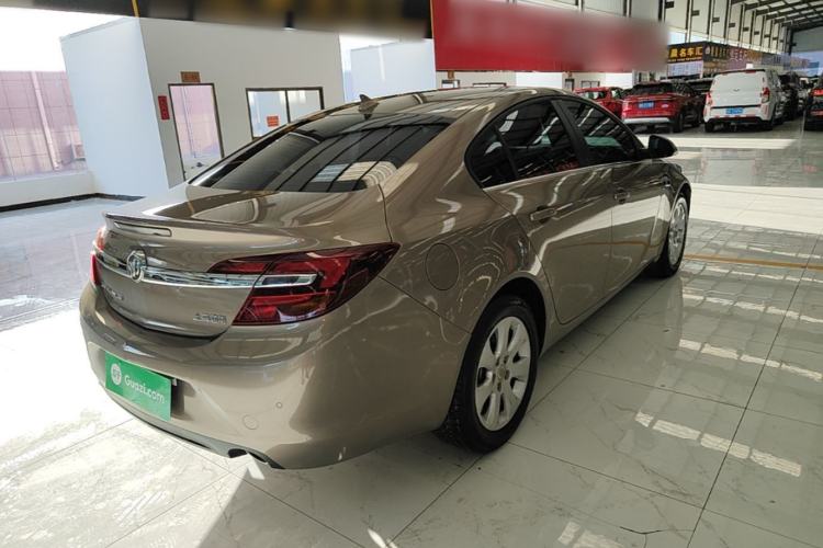 Used Buick Regal 2015 1.6T Fashion Tech Model Rear Right 45 Deg