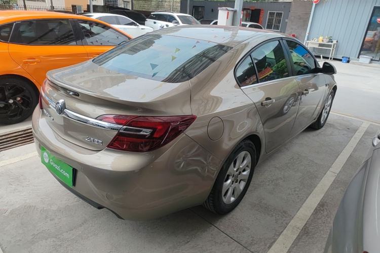 Used Buick Regal 2015 1.6T Leading Technology Model Rear Right 45 Deg