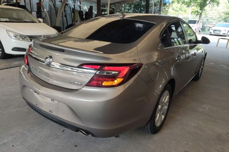 Used Buick Regal 2015 1.6T Elite Tech Model Rear Right 45 Deg