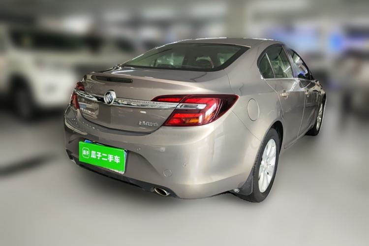 Used Buick Regal 2015 1.6T Leading Technology Model Rear Right 45 Deg