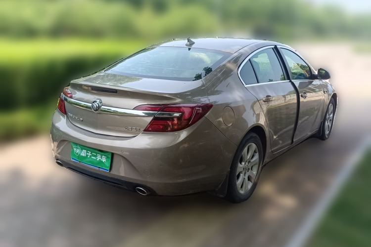 Used Buick Regal 2015 1.6T Leading Technology Model Rear Right 45 Deg